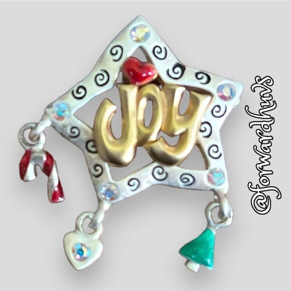 Set of AJMC Silver Tone Star Shaped Christmas Holiday Brooches with Dangling Cha - Picture 4 of 11